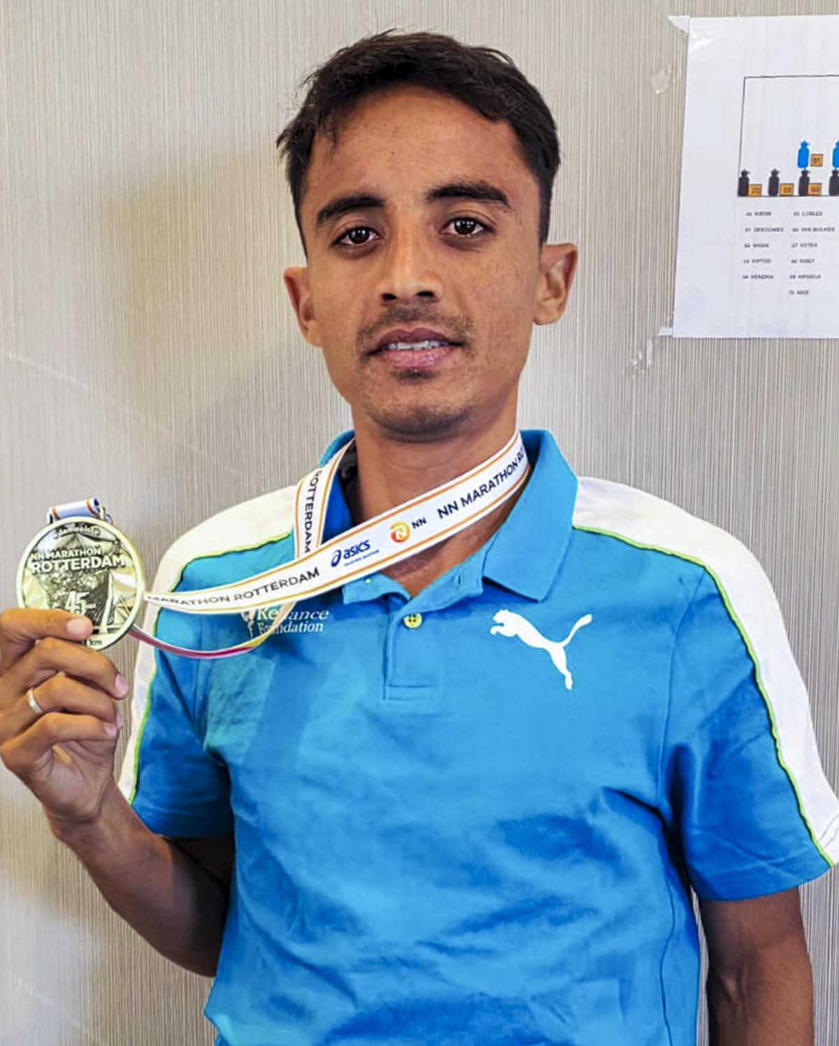 ২০২৬ সালের রটারডাম ম্যারাথনে ভারতের দীর্ঘতম স্থায়ী জাতীয় ম্যারাথন রেকর্ড ভাঙলেন সাওয়ান বারওয়াল।